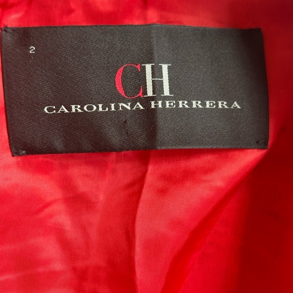 Carolina Herrera Red Tweed Collarless Jacket 
Size 2 EUC! - Picture 9 of 9